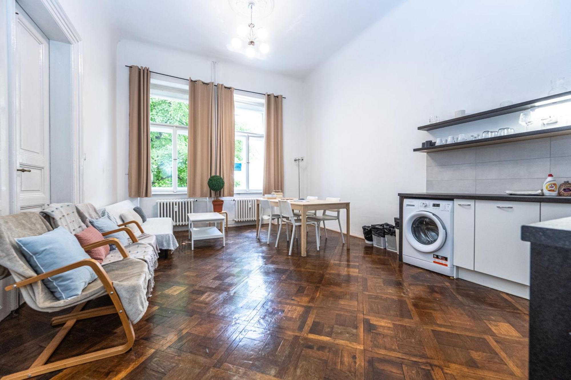Apartments Safarikova 18 Prague Exterior photo